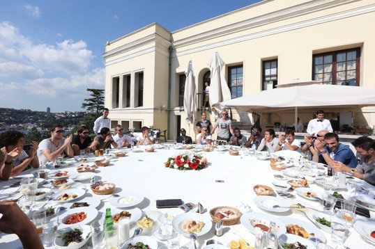 Takımımız Yemekte Bir Araya Geldi