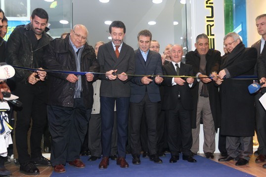 Fenercell Ve Avea Mağazası Bağdat Caddesi’nde Açıldı