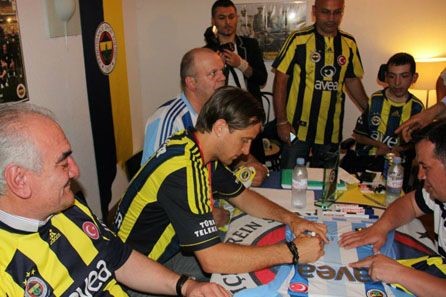 Reto Ziegler İsviçre Derneğimizin İmza Gününe Katıldı