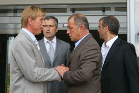 Fatih Terim Samandıra’da