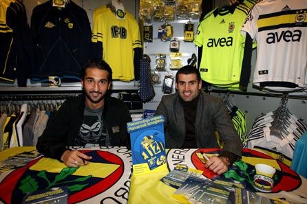 Kalecilerimiz Fenercell İmza Gününe Katıldı