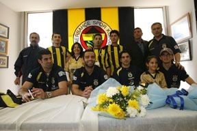 Fenerium'da İmza Günü