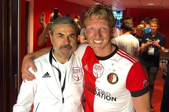 Dirk Kuyt Jübilesini Yaptı