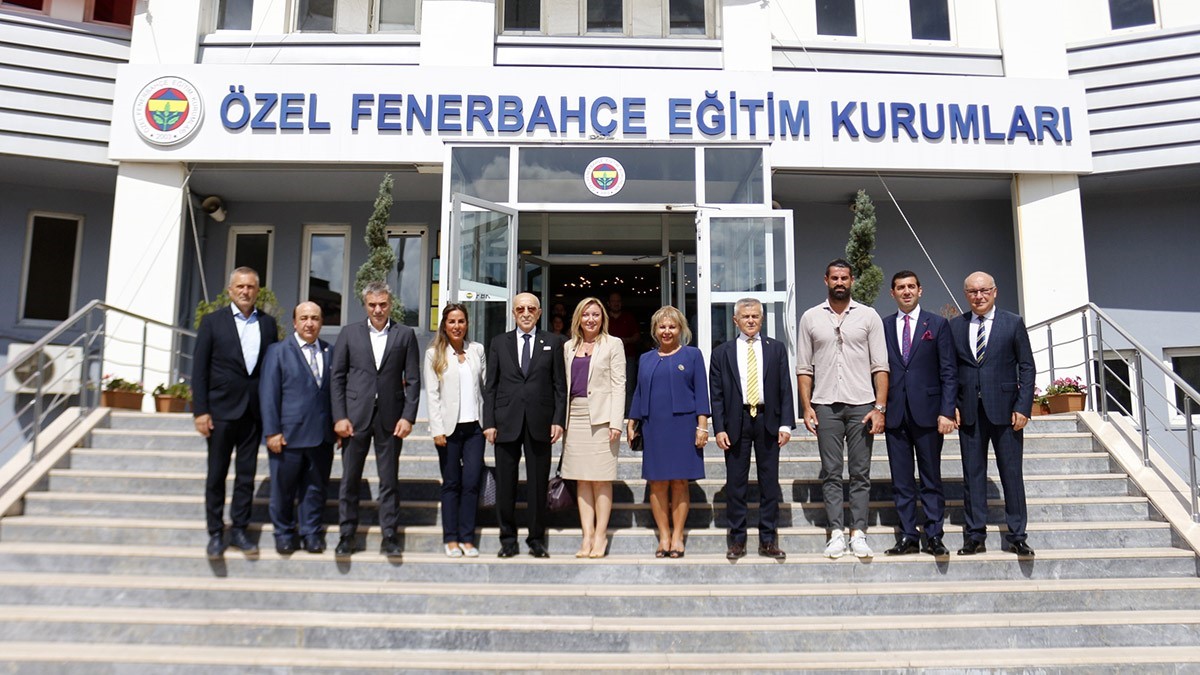 Fenerbahçe Eğitim Kurumları’nda ilk ders zili çaldı