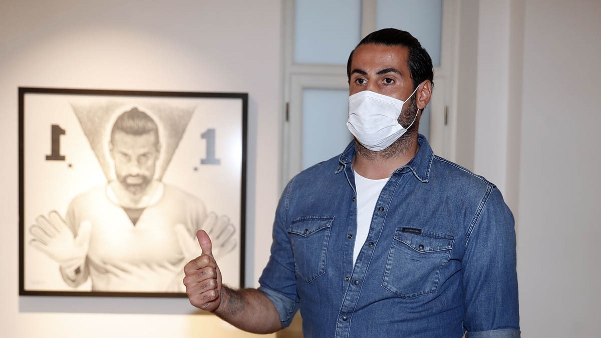 Volkan Demirel’in koleksiyonunda bulunan resimler Artweeks Akaretler’de sergileniyor