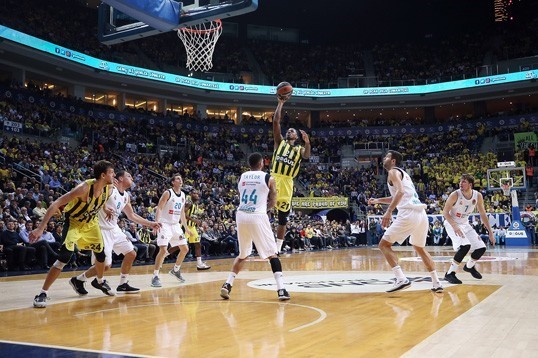 Fenerbahçe Doğuş 77-79 Real Madrid